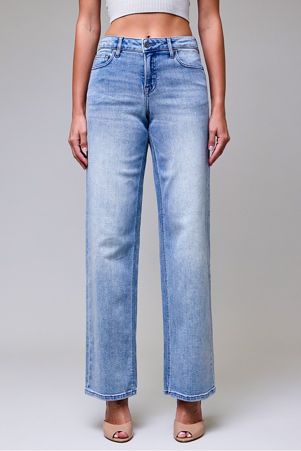 Light Wash Clean Stretch Mid Rise Dad Jean